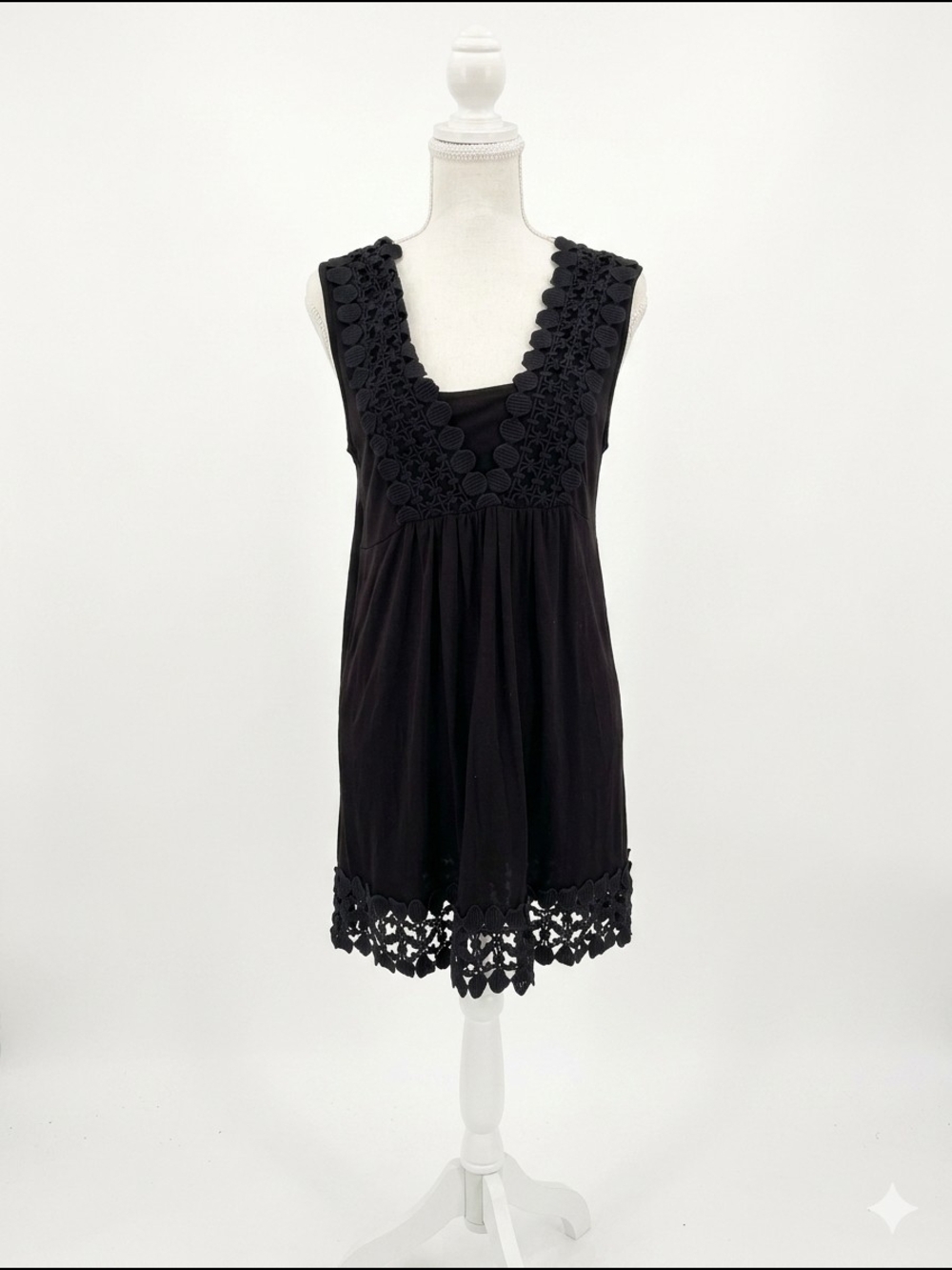 Fylo Bt Nylo Medium Sleeveless Black Crochet Trim Tunic Dress